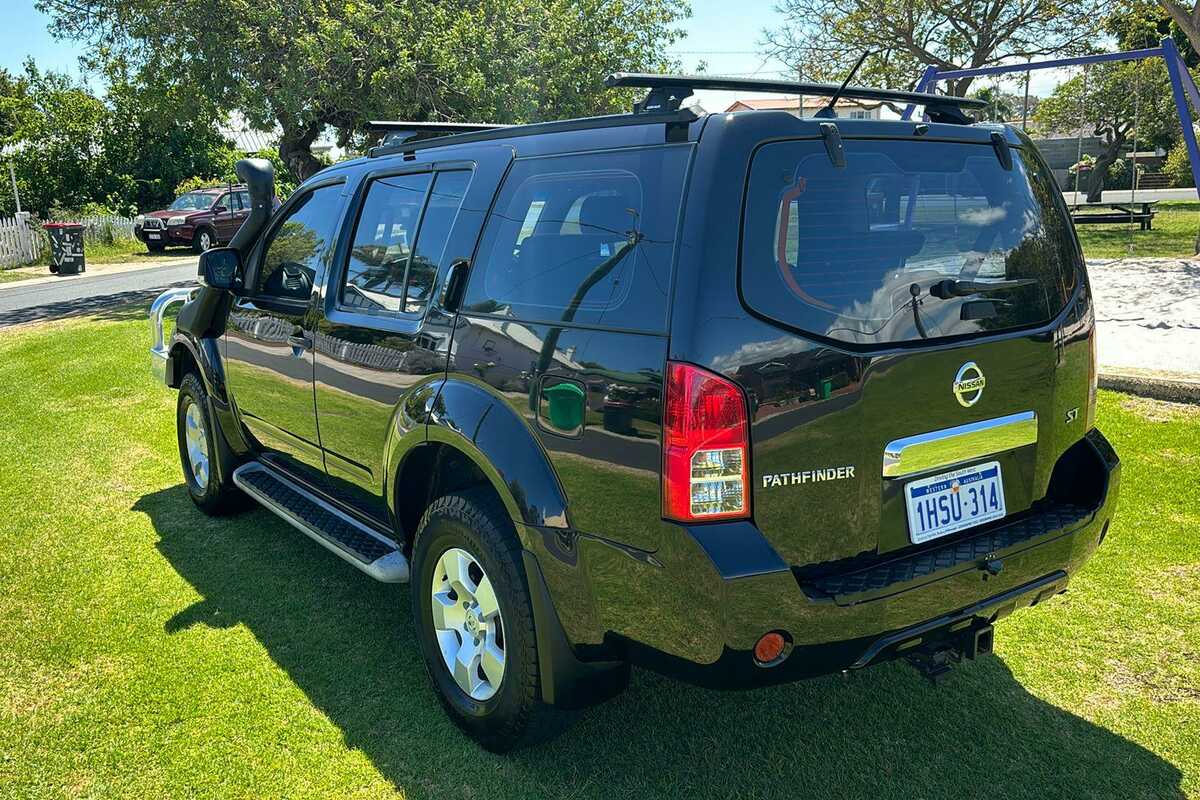 2010 Nissan Pathfinder ST R51