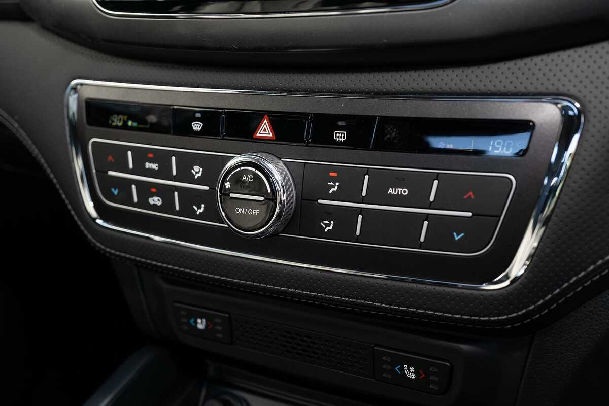 2023 SsangYong Musso Ultimate Luxury Q250
