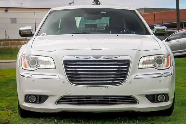 2014 Chrysler 300 Limited LX
