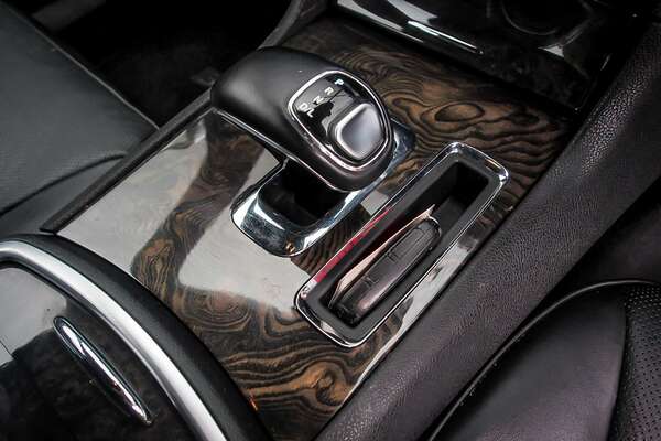 2014 Chrysler 300 Limited LX