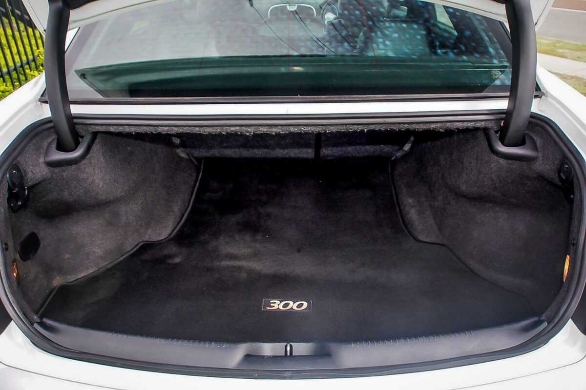 2014 Chrysler 300 Limited LX