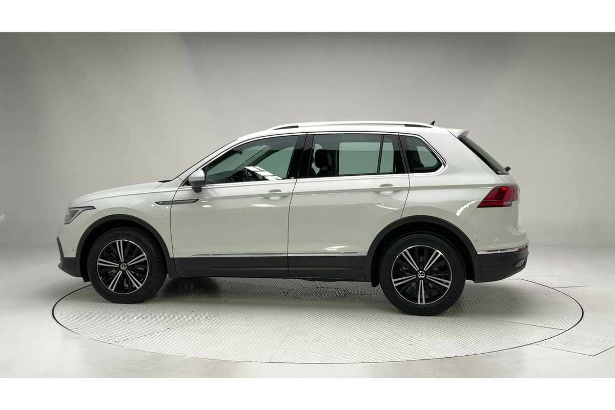 2021 Volkswagen Tiguan 132TSI Life 5N