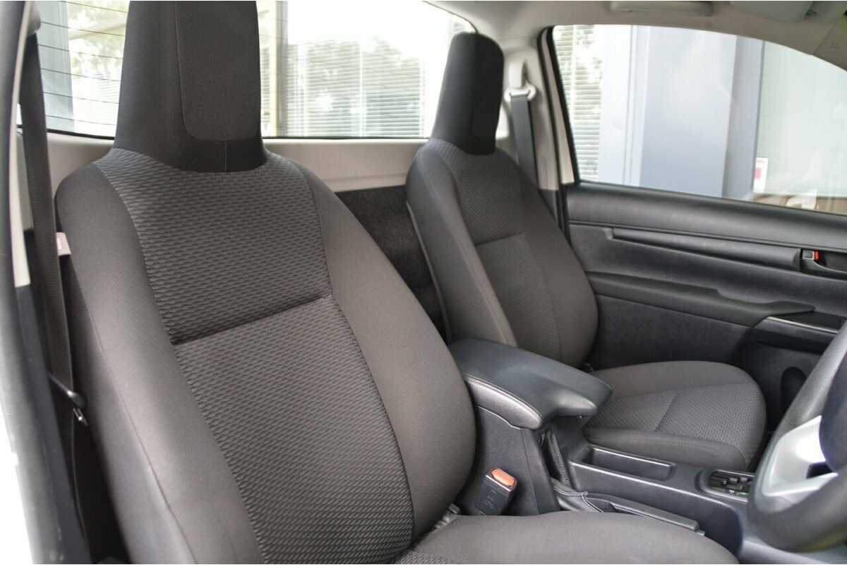 2020 Toyota Hilux Workmate 4x2 TGN121R