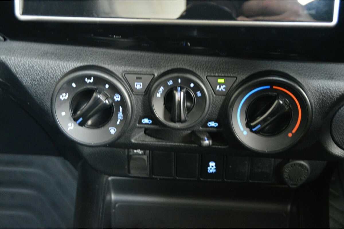 2020 Toyota Hilux Workmate 4x2 TGN121R