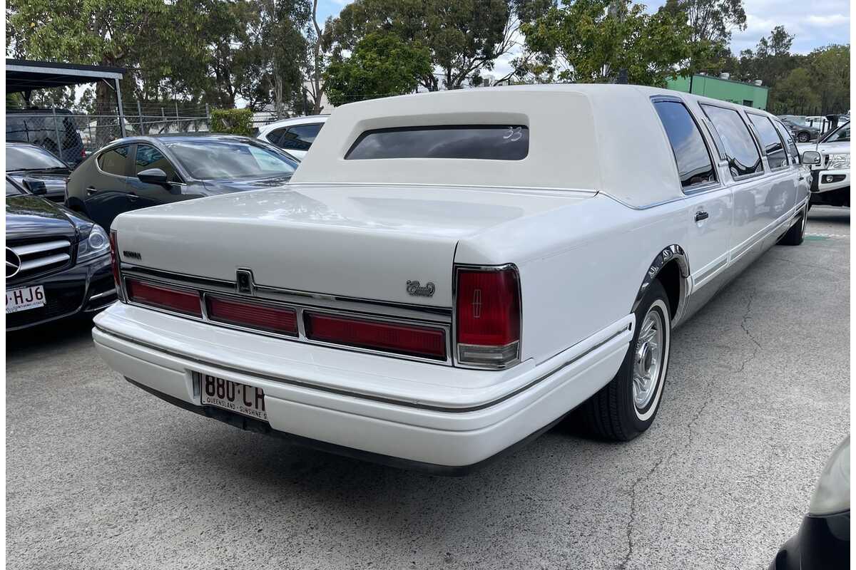 1997 Lincoln Town Car Limousine Series II