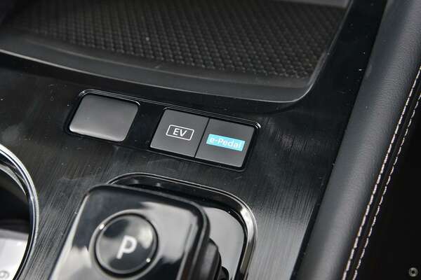 2023 Nissan X-TRAIL ST-L e-POWER T33