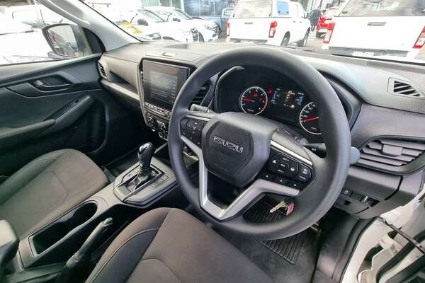 2023 Isuzu D-MAX SX