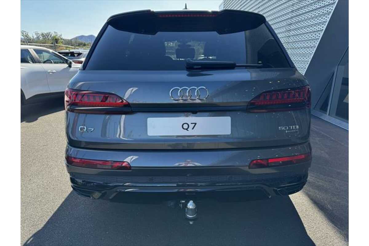 2021 Audi Q7 50 TDI S line 4M