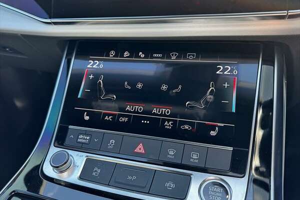 2021 Audi Q7 50 TDI S line 4M