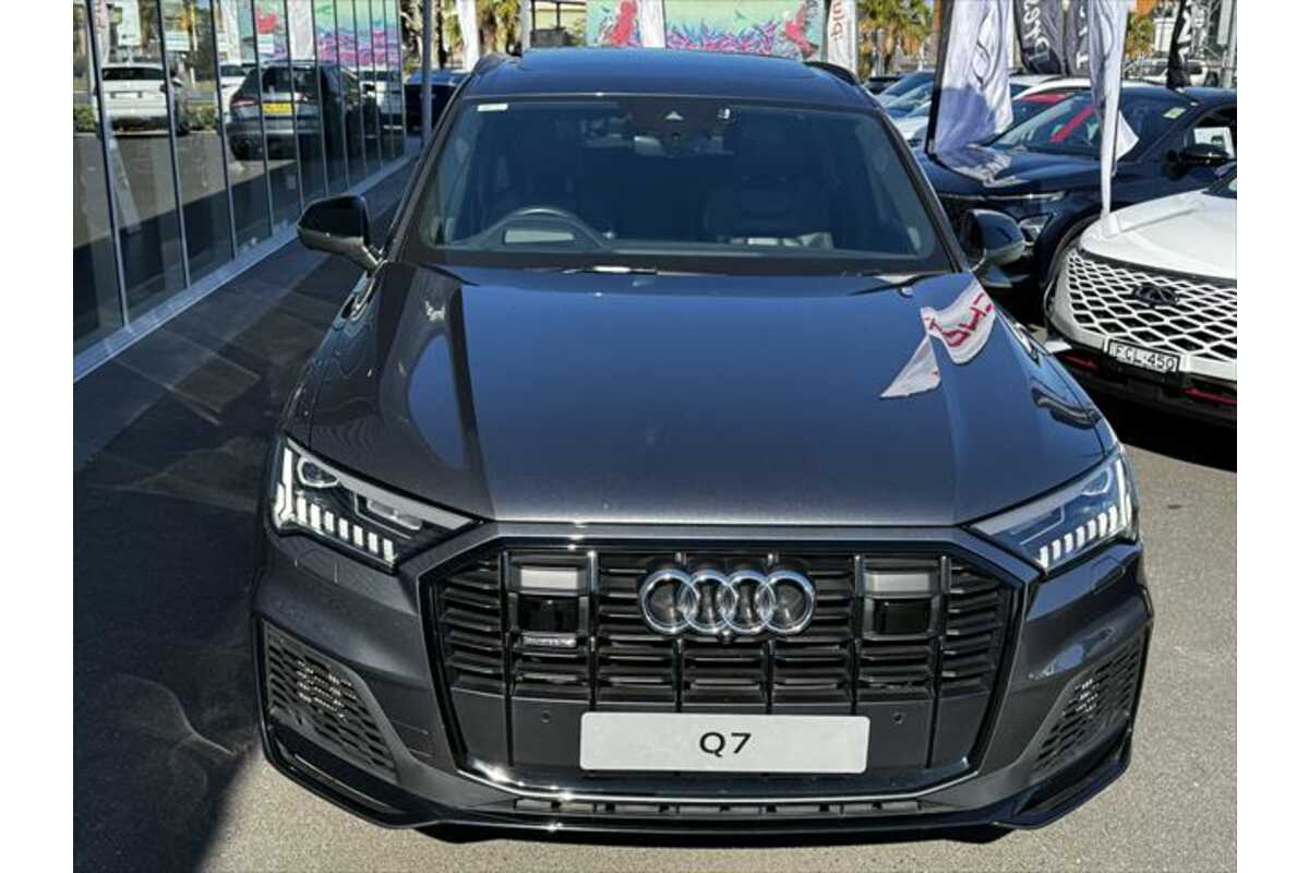 2021 Audi Q7 50 TDI S line 4M