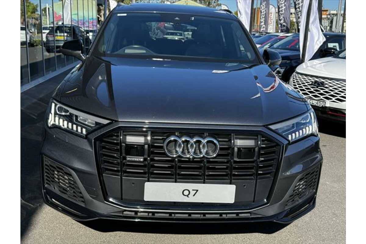 2021 Audi Q7 50 TDI S line 4M