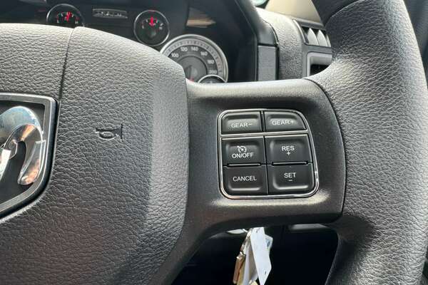 2022 RAM 1500 Express DS