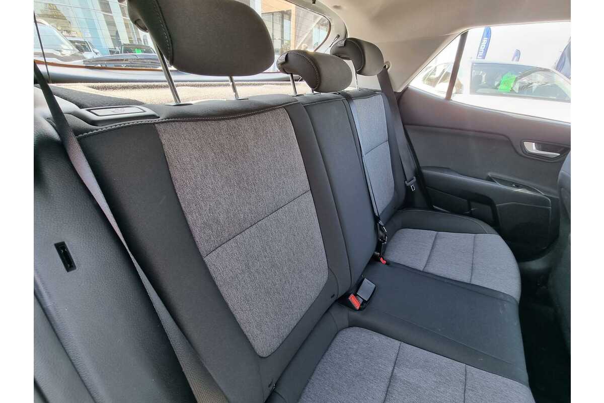 2022 Kia Stonic S YB