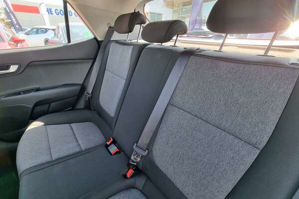 2022 Kia Stonic S YB