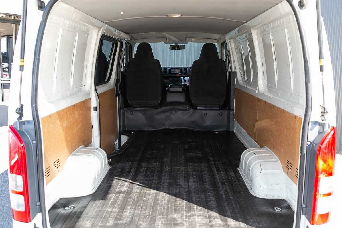 2017 Toyota Hiace  KDH201R