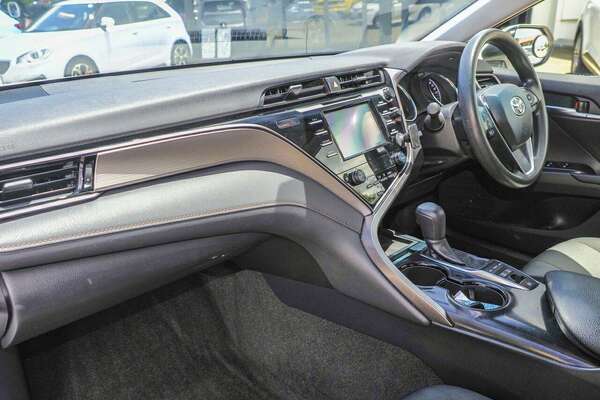 2019 Toyota Camry Ascent AXVH71R