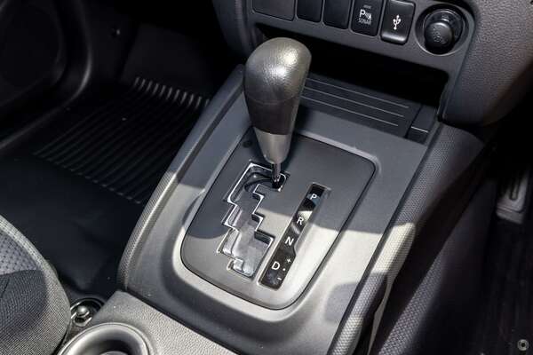 2023 Mitsubishi Triton GLX MR
