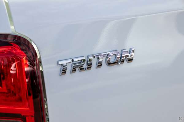 2023 Mitsubishi Triton GLX MR