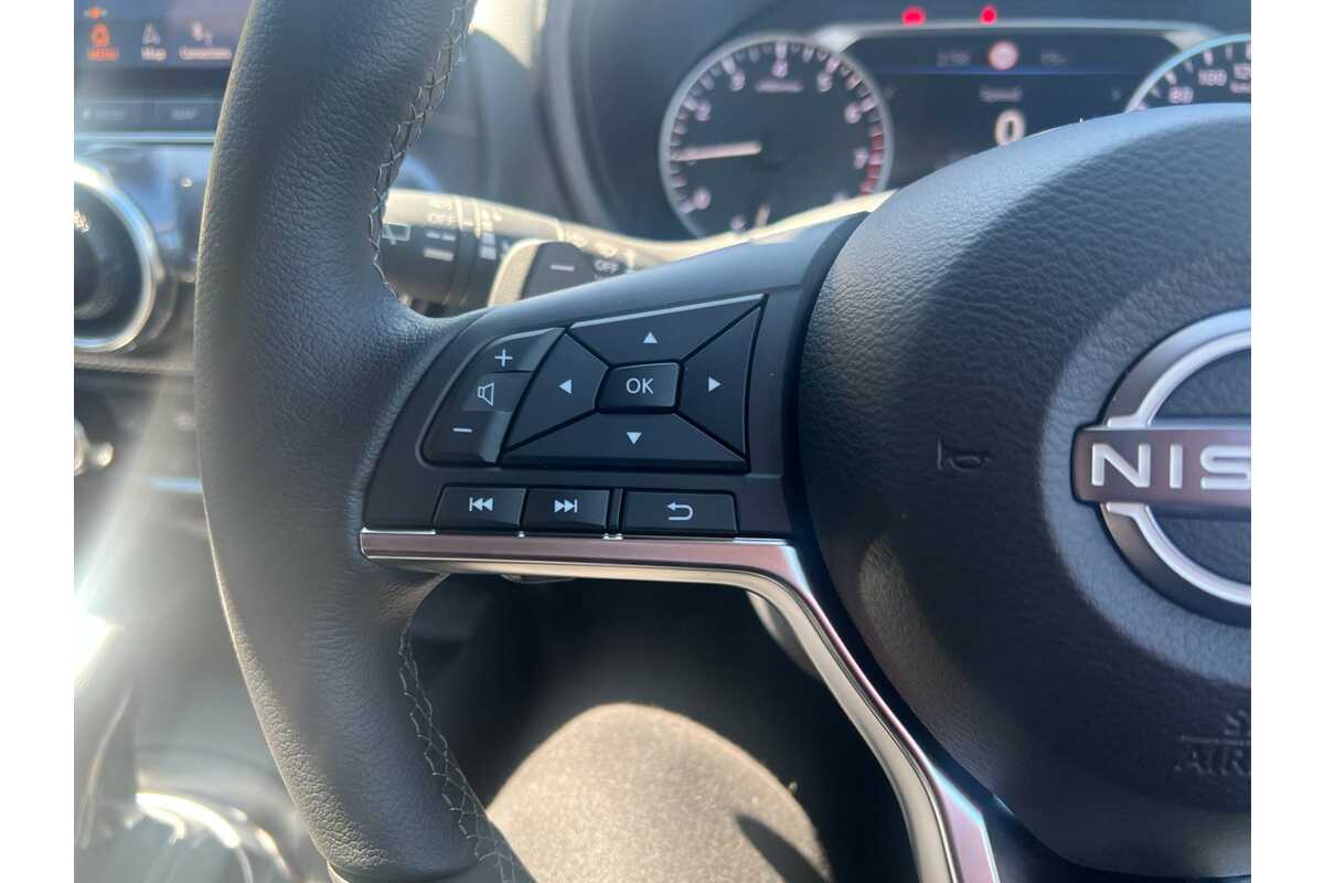 2023 Nissan JUKE ST-L F16