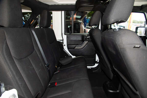 2014 Jeep Wrangler Unlimited Sport JK