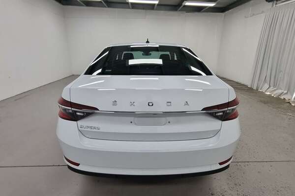 2023 SKODA Superb 162TSI Style NP