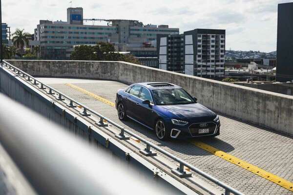 2020 Audi A4 35 TFSI S line B9