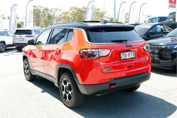 2023 Jeep Compass Trailhawk M6