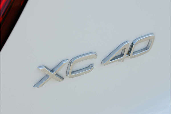 2020 Volvo XC40 T5 R-Design