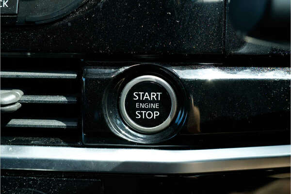 2022 Nissan Pathfinder ST-L R53