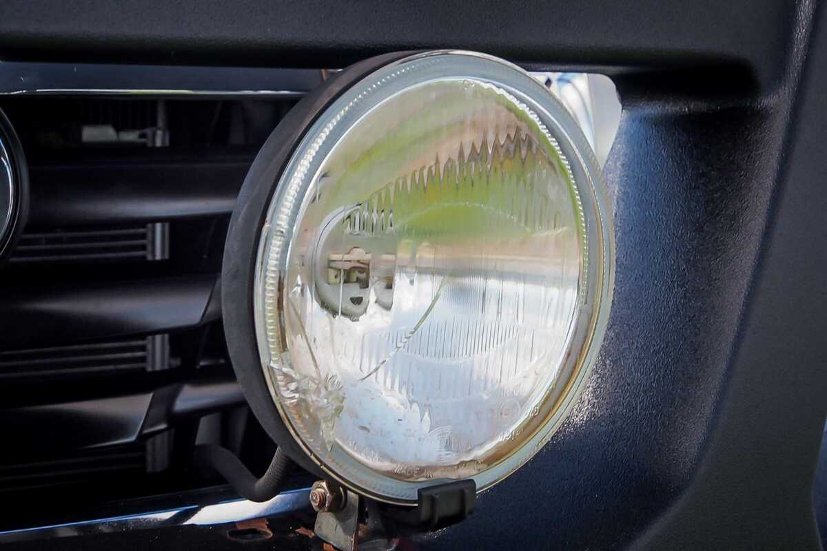 2015 Toyota Hilux SR KUN26R