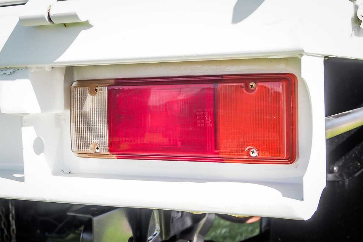 2015 Toyota Hilux SR KUN26R