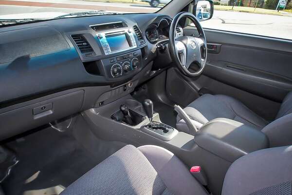 2015 Toyota Hilux SR KUN26R