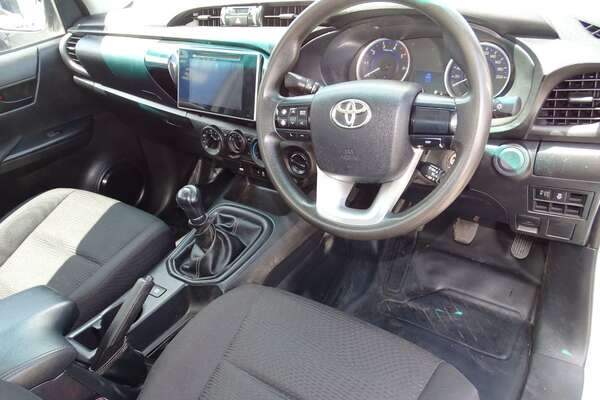 2018 Toyota Hilux SR GUN126R