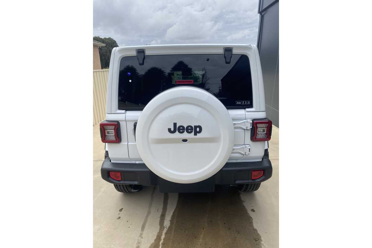 2022 Jeep Wrangler Unlimited Overland JL V2