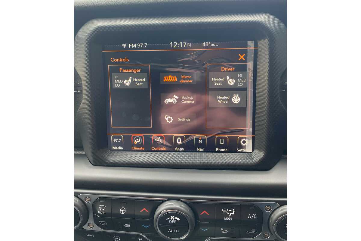 2022 Jeep Wrangler Unlimited Overland JL V2