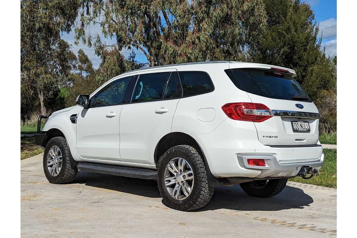2016 Ford Everest Trend 4WD UA