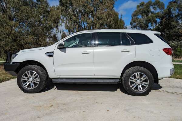 2016 Ford Everest Trend 4WD UA