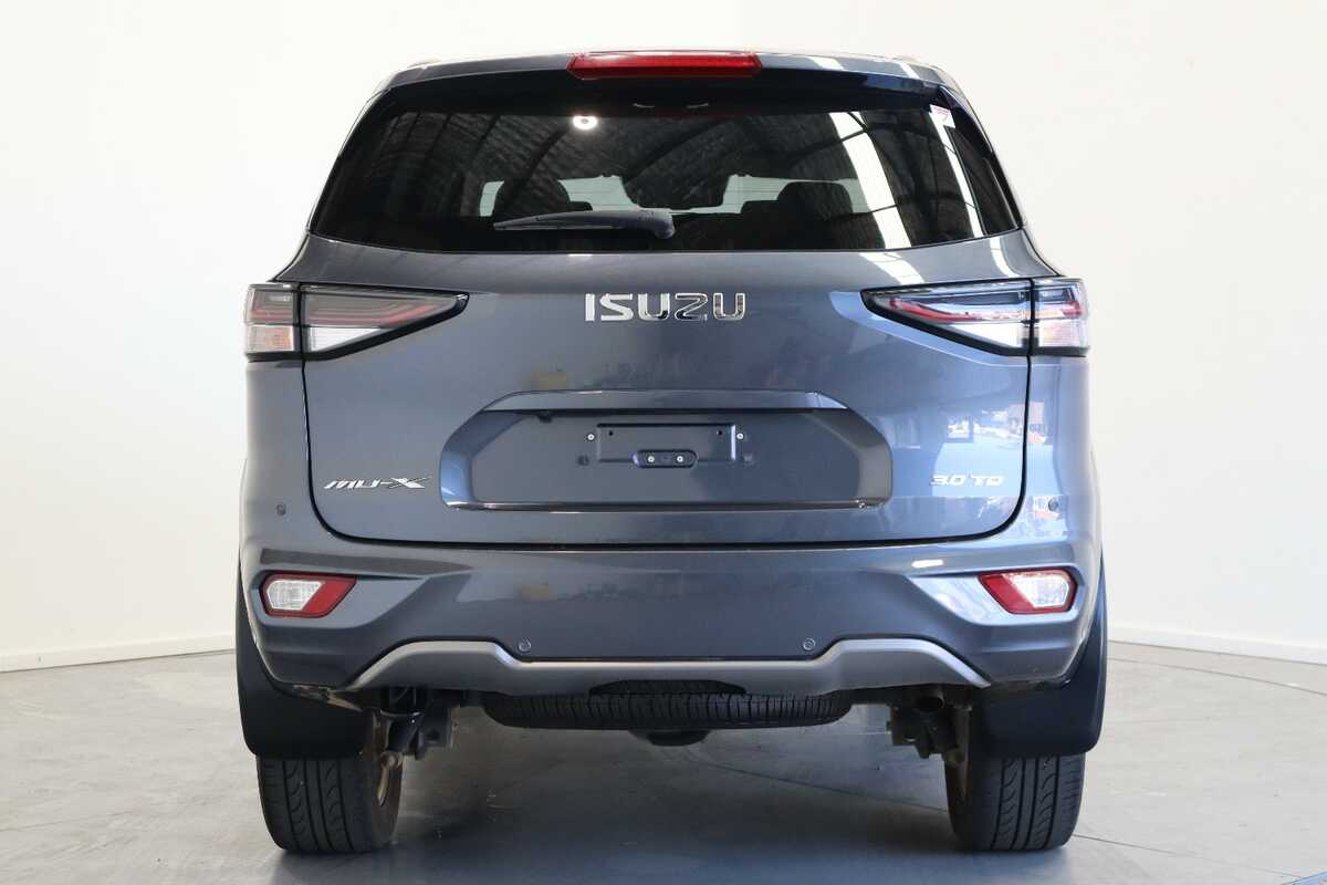 2021 Isuzu MU-X LS-T 4x4 SEQ SPORTS MODEWAGON UJOR106