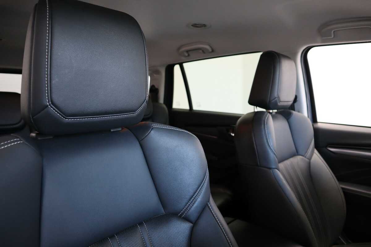 2021 Isuzu MU-X LS-T 4x4 SEQ SPORTS MODEWAGON UJOR106