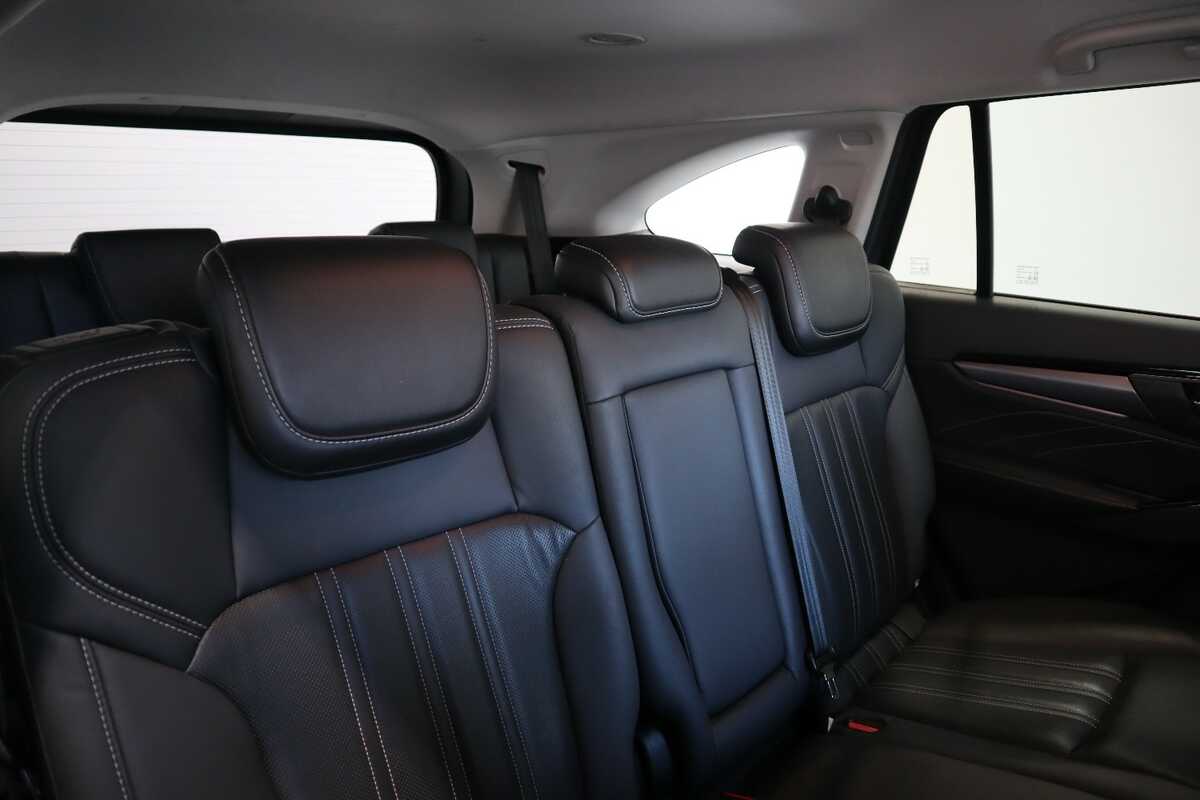 2021 Isuzu MU-X LS-T 4x4 SEQ SPORTS MODEWAGON UJOR106