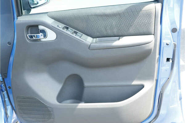 2013 Nissan Navara ST D40 Series 6