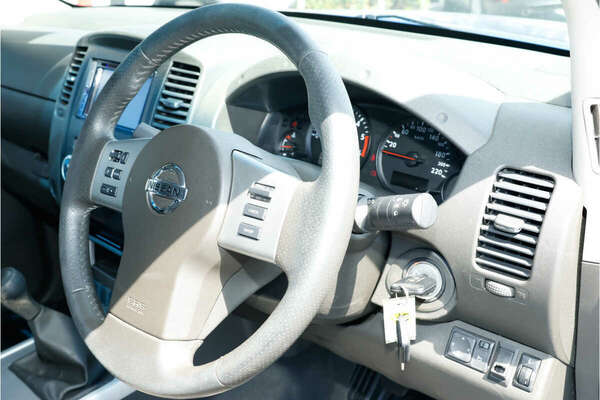 2013 Nissan Navara ST D40 Series 6