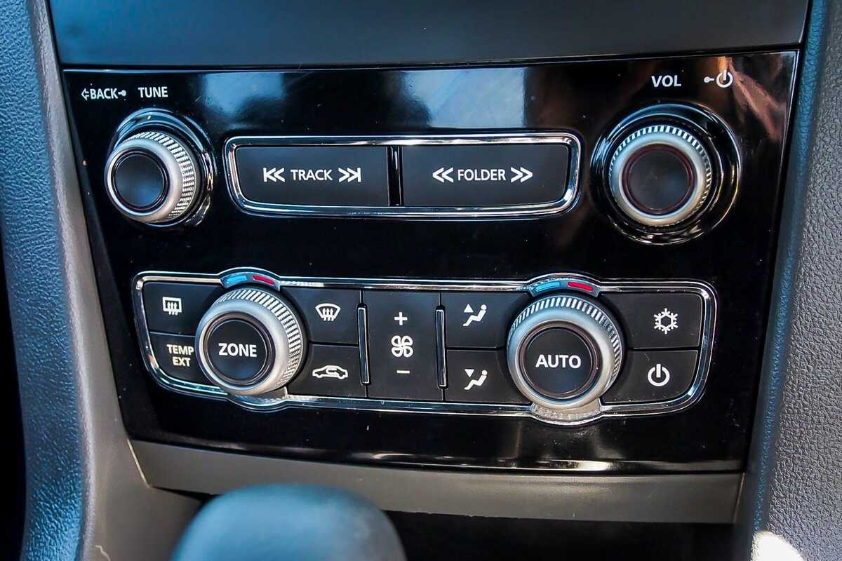 2011 Holden Commodore SV6 VE II