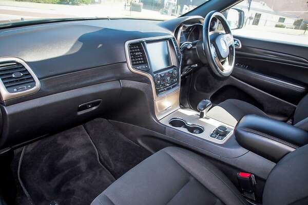 2013 Jeep Grand Cherokee Laredo WK