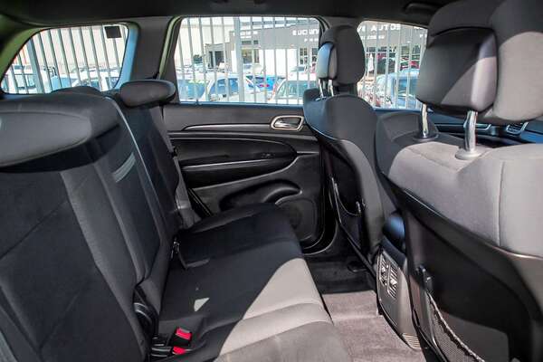 2013 Jeep Grand Cherokee Laredo WK