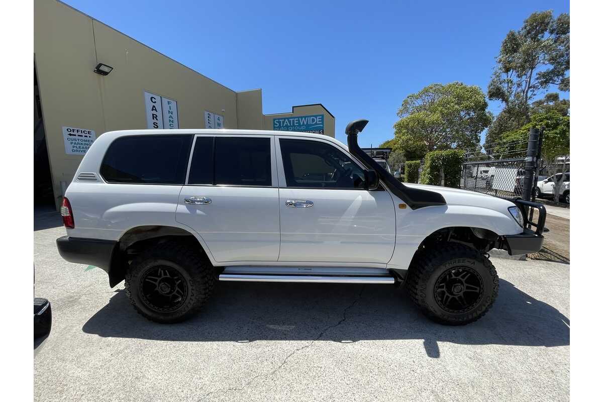 2006 Toyota Landcruiser (4x4) HZJ105R Upgrade