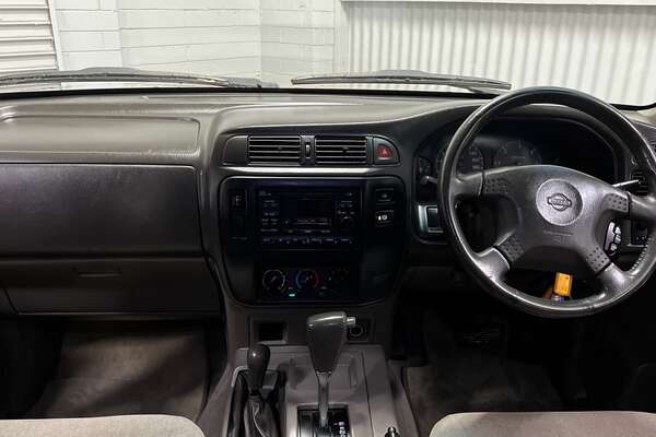 1999 Nissan Patrol ST GU