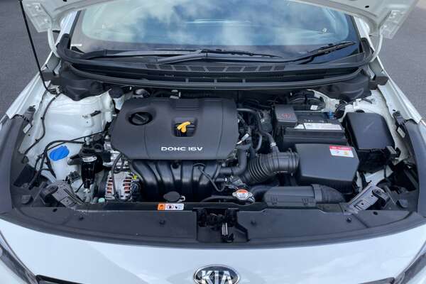 2017 Kia Cerato S YD