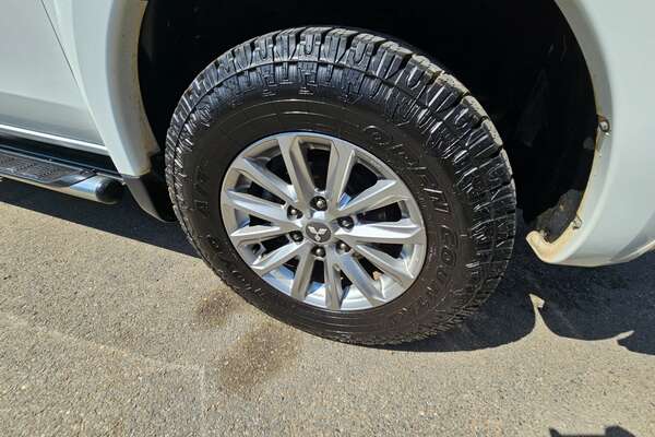2015 Mitsubishi Triton EXCEED MQ MY16