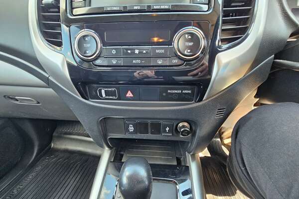 2015 Mitsubishi Triton EXCEED MQ MY16